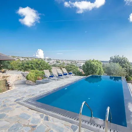 Foothills, Exquisite 5bdr With Pool And Stunning Views Villa Agia Napa
