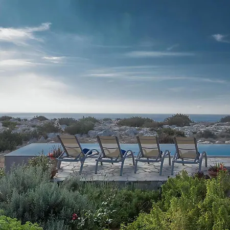 Villa Foothills, Exquisite 5bdr With Pool And Stunning Views