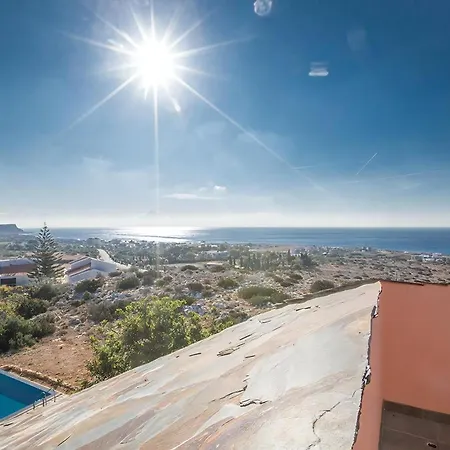 Villa Foothills, Exquisite 5bdr With Pool And Stunning Views *