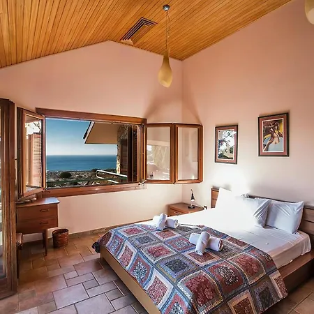 Foothills, Exquisite 5bdr With Pool And Stunning Views Ayia Napa